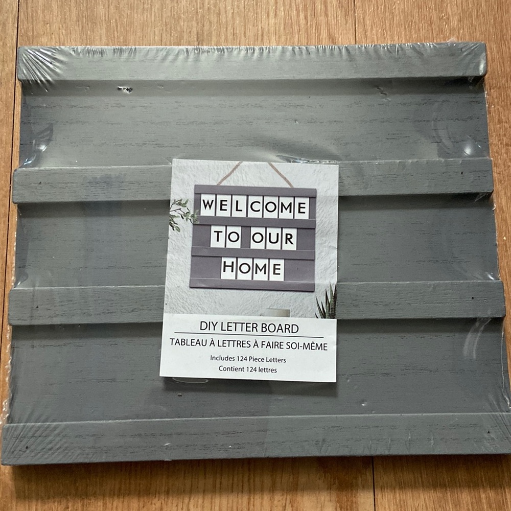Grey Hanging DIY Letter Board 8”x7” 124 Letter Pieces